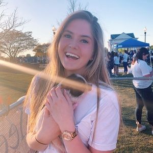 Meet your Posher, Maris